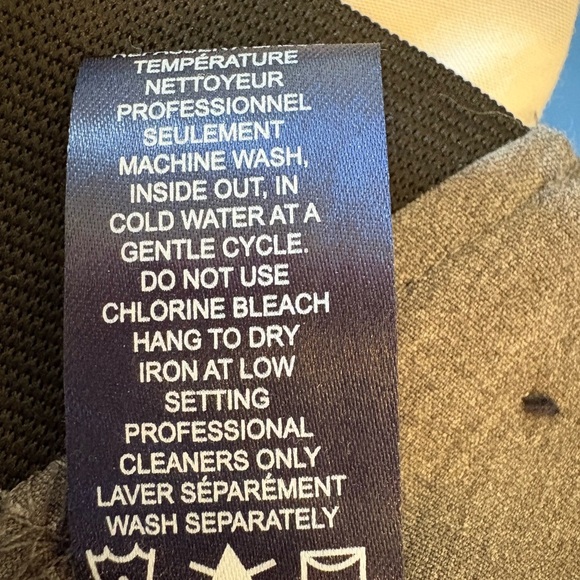 Women’s Gray Crop Pants - Picture 4 of 5